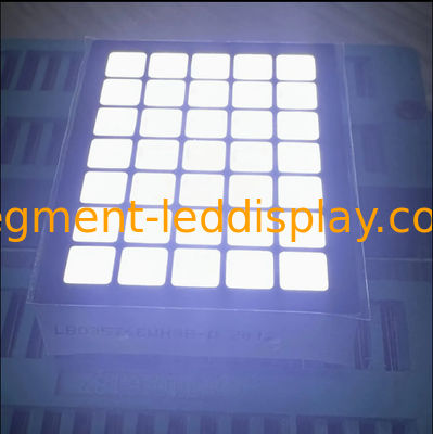 Un bon prix. Affichage LED à matrice de points blancs 5x7 avec diamètre 3 mm en ligne