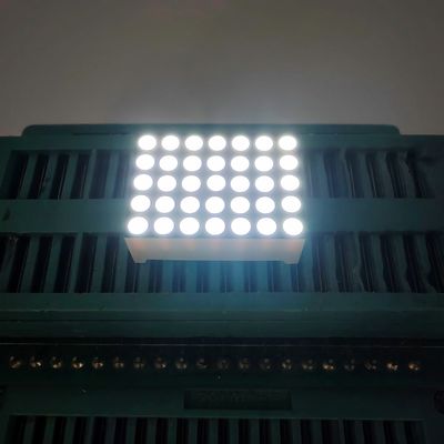 Un bon prix. 0.7 pouces 5 x 7 DOT Matrix Ultra Blanc affichage LED pour l'indicateur de numéro de plancher d'ascenseur en ligne