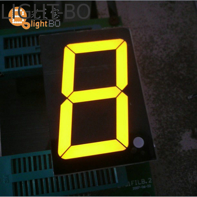 Affichage numérique LED de couleur de fond noir avec hauteur à 7 chiffres et couleur blanche ou émise