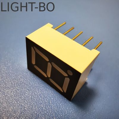 Un bon prix. Affichage LED Anode commune Super rouge brillant à un chiffre 0,39 pouce 7 Segment pour le tableau de bord en ligne