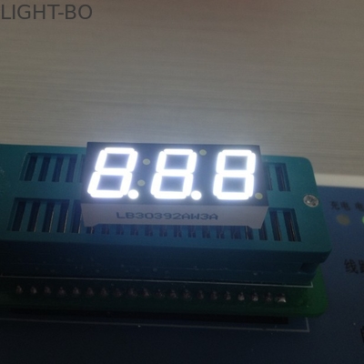 Un bon prix. Longue durée de vie d'angle de visualisation de surface du bâti 7 de segment d'affichage à LED de chiffre grand- de triple en ligne