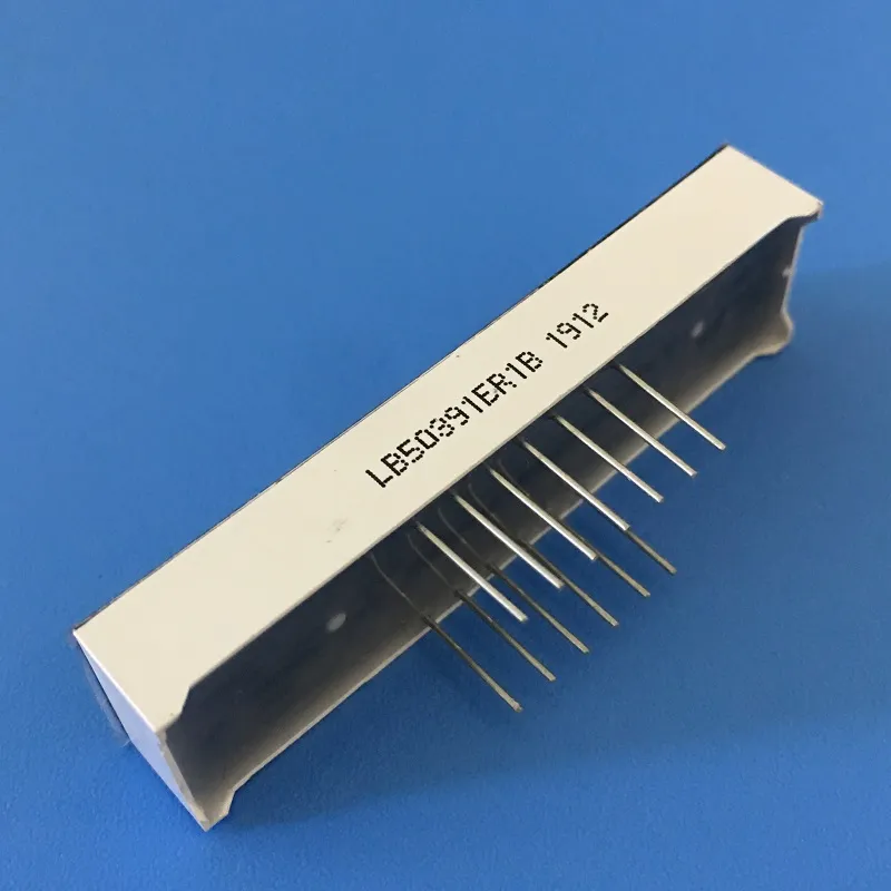 Affichage à LED 7 segments de 0,39 pouce 5 chiffres cathode commune rouge super brillant pour convertisseur de fréquence numérique 1