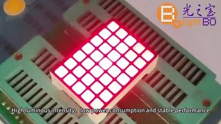 Affichage LED à matrice de points carrés 5 × 7